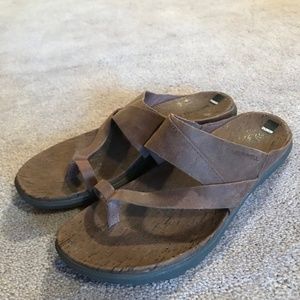 Merrell around town sandals SZ 9.5/10